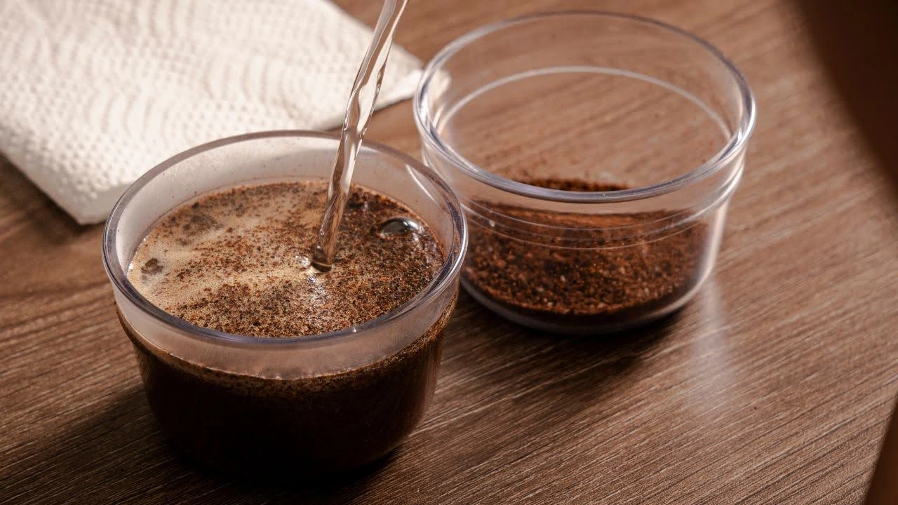 Freshly brewed Robusta coffee prepared at Bali Origins, showing deep color, dense body, and strong extraction.